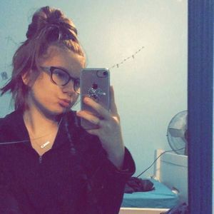 Meet your Posher, Alison